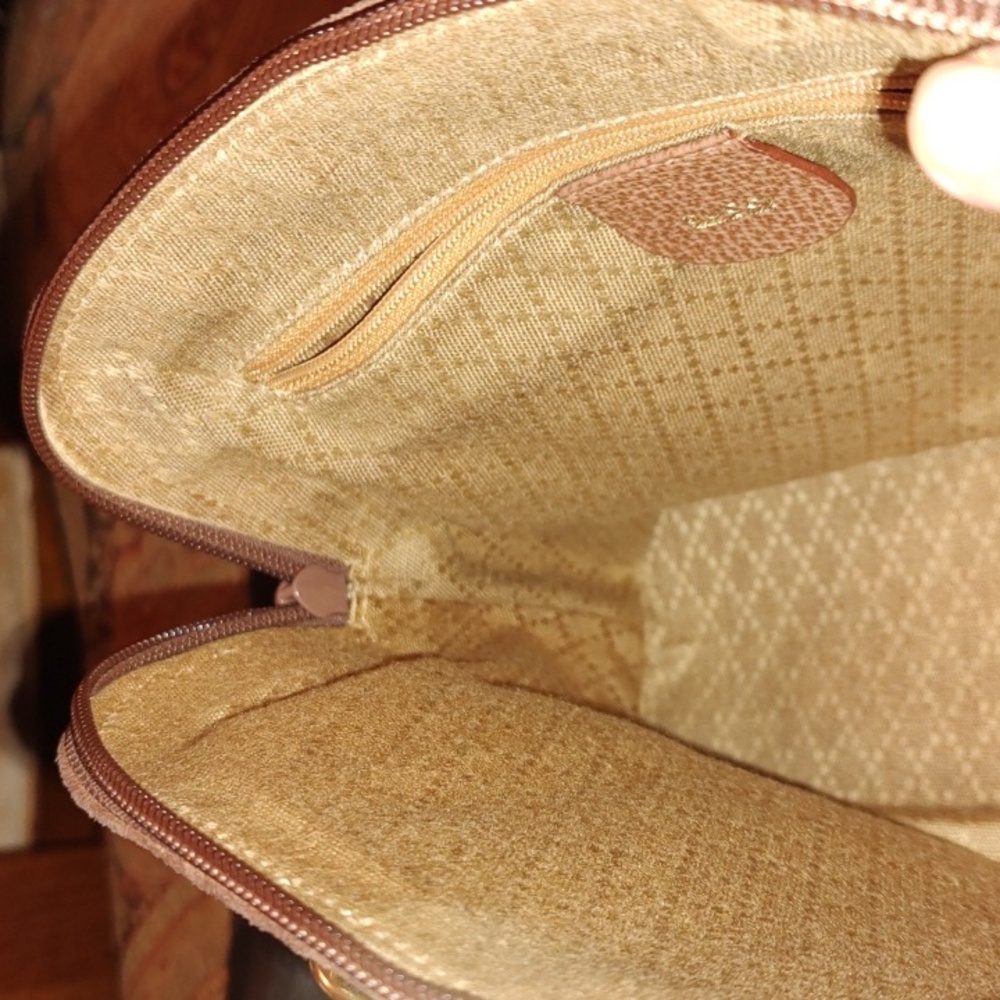 Gucci Vintage Suede Mini Bamboo Crossbody 00028650290 $1,250 Retail EUC - Picture 15 of 16